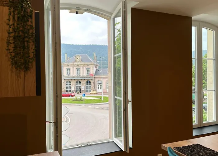 De La Gare Apartment *